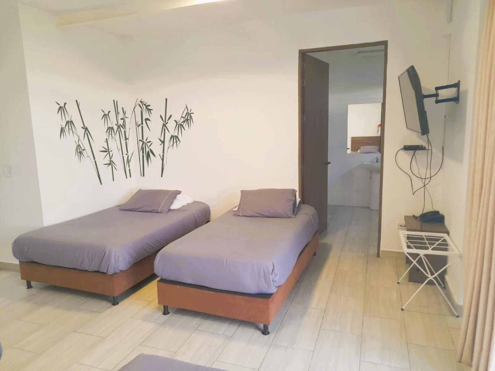 Entre Lomas Hotel *